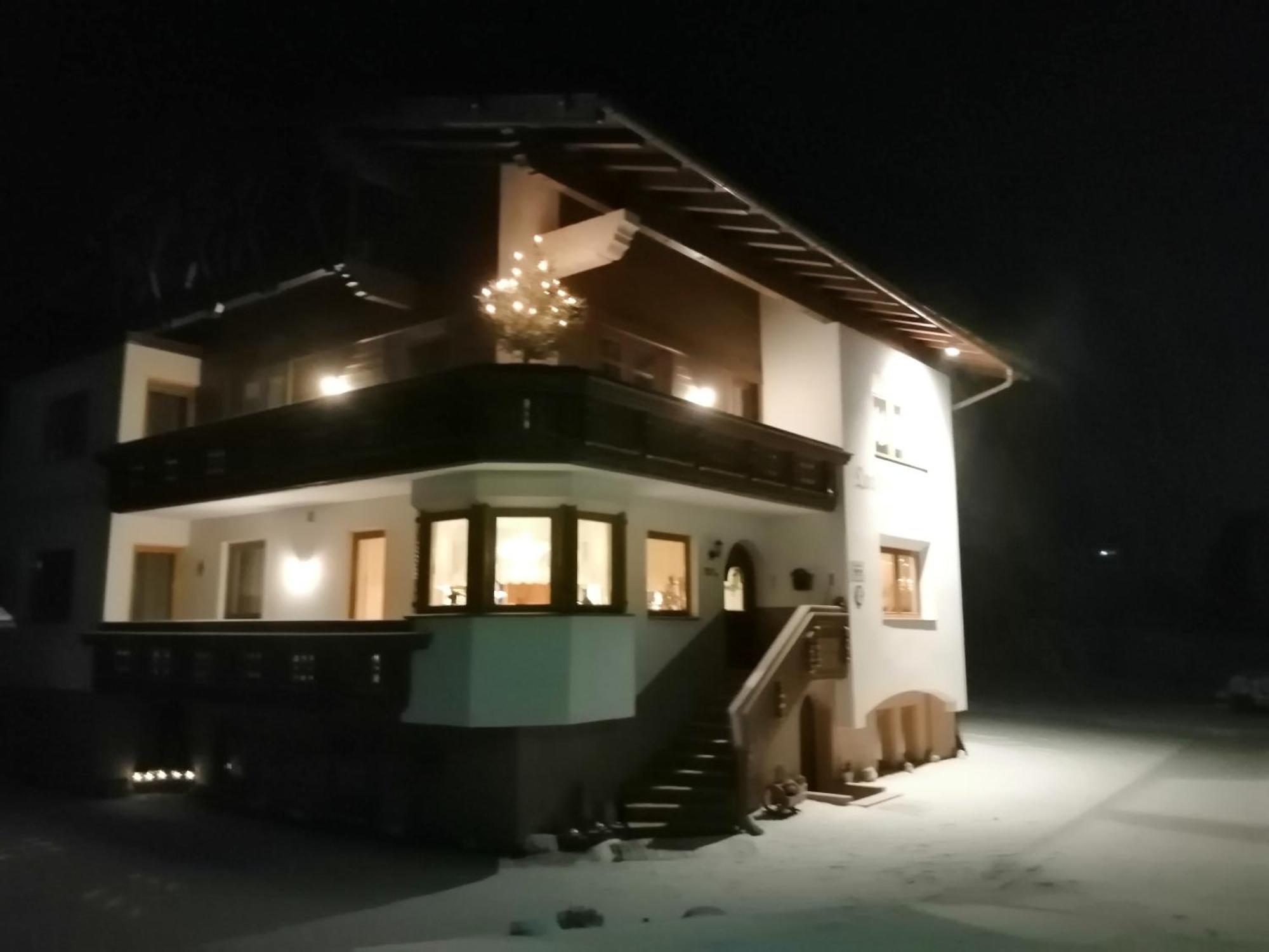 Landhaus Tschafein Galtuer Luaran gambar