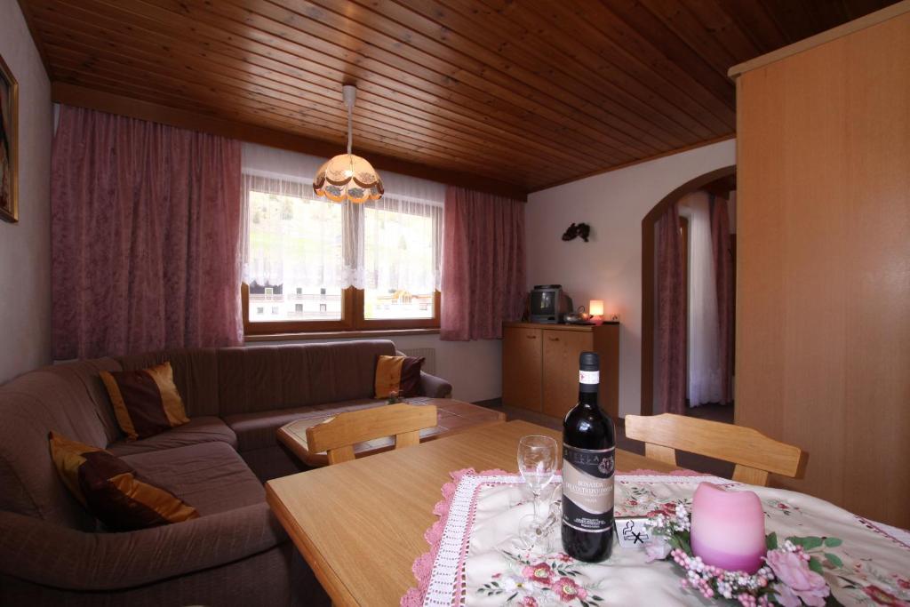 Landhaus Tschafein Galtuer Luaran gambar